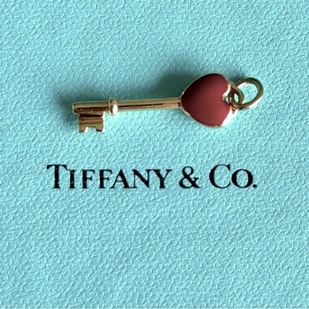 TIFFANY 18K Yellow Gold Mini Red Enamel Heart Key Pendant